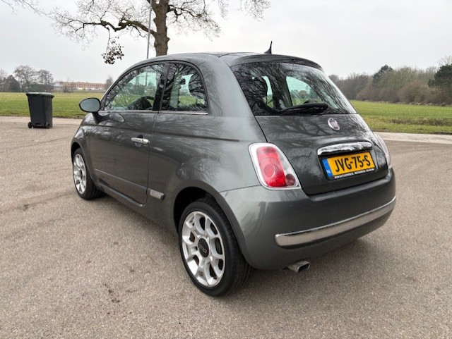 
								Fiat 500 1.2 full									