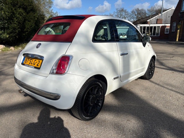 
								Fiat 500 Benzine full									